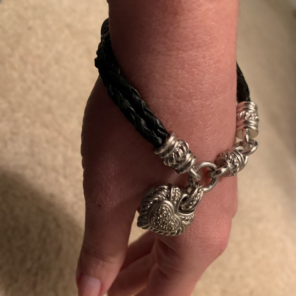 Genuine Judith Ripka magnetic closure leather bracelet